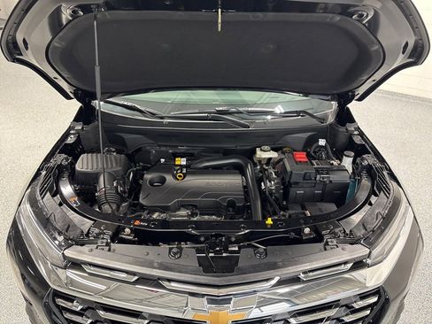 New 2026 Chevrolet Equinox LT w/ Convenience Package II image 44