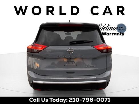 Used 2024 Nissan Rogue Platinum w/ Platinum Premium Package image 11