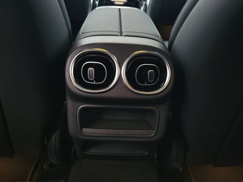 Certified 2026 Mercedes-Benz GLC 300 image 22