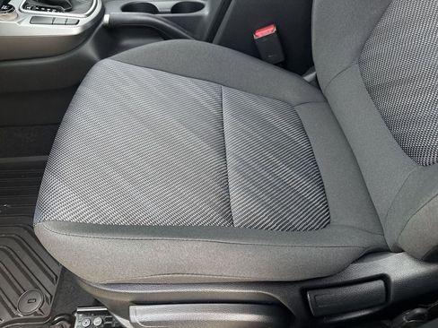 New 2026 Kia Seltos LX image 9