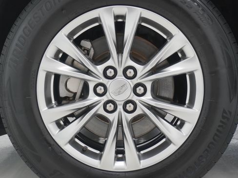 Used 2020 Cadillac XT5 Premium Luxury FWD image 31