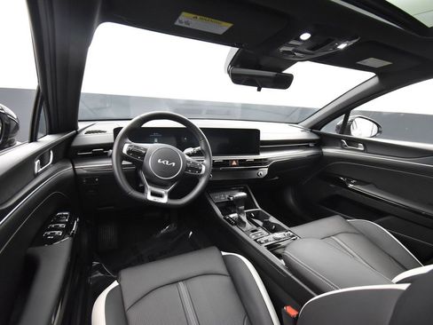 Used 2025 Kia K5 GT-Line w/ GT-Line Premium Package image 11