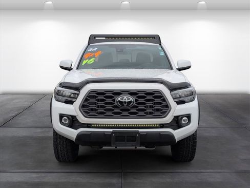 Used 2022 Toyota Tacoma TRD Off-Road image 4