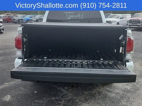 Used 2023 Toyota Tacoma TRD Sport w/ Black Out Package (TMS) AWD/4WD image 27