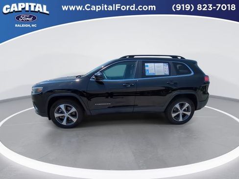 Used 2022 Jeep Cherokee Limited AWD/4WD image 4