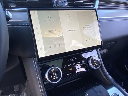 New 2025 Jaguar F-PACE R-Dynamic S image 8