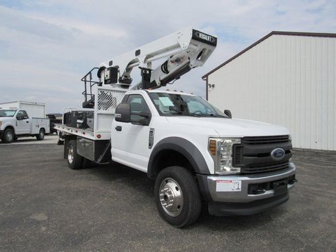 Used 2019 Ford F550 4x4 Regular Cab Super Duty image 9