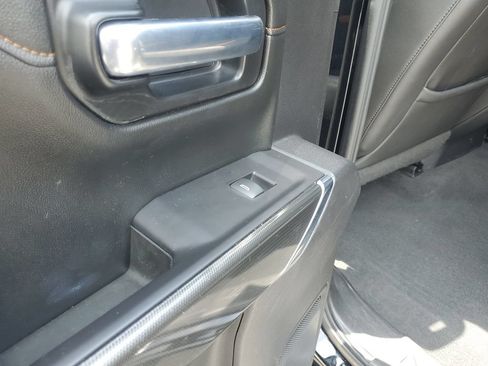 Used 2021 GMC Sierra 1500 AT4 w/ AT4 Value Package AWD/4WD image 16