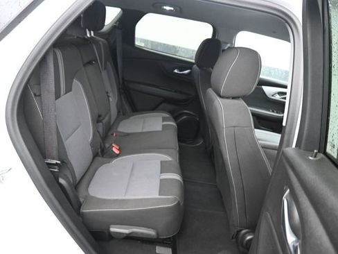 Used 2025 Chevrolet Blazer LT image 7