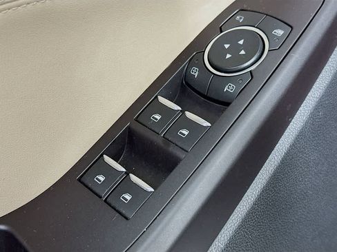 Certified 2020 Ford Explorer Limited w/ Class III Trailer Tow Package image 30