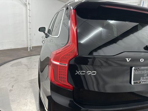 Used 2017 Volvo XC90 T6 Momentum w/ Momentum Plus Package image 29