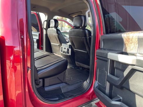 Used 2018 Ford F250 Lariat w/ Lariat Ultimate Package image 59