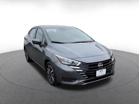 Used 2025 Nissan Versa SV FWD image 3