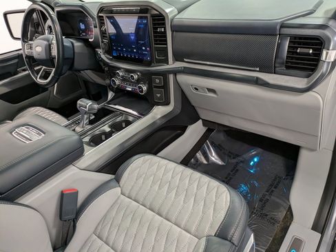 Used 2022 Ford F150 Limited image 29