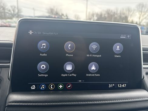 Used 2021 Chevrolet Suburban LT w/ LT Signature Package image 27