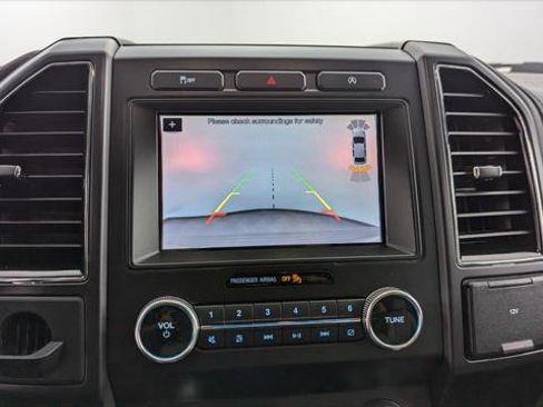 Used 2019 Ford Expedition Max Limited image 26