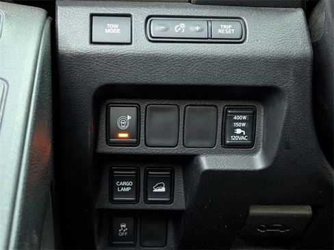 Used 2022 Nissan Frontier SV image 20