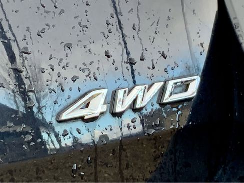 Used 2023 Ford Explorer XLT w/ Equipment Group 202A image 22