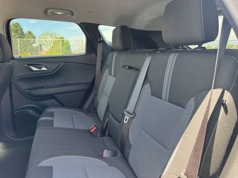 Used 2025 Chevrolet Blazer LT AWD/4WD image 8