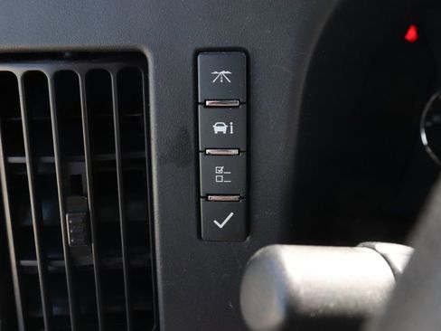 Used 2024 GMC Savana 2500 w/ Driver Convenience Package RWD image 20