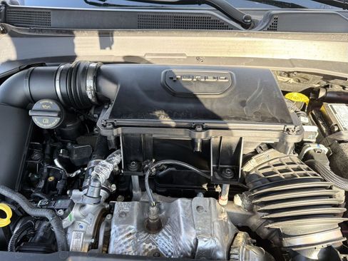 New 2025 Jeep Compass Latitude w/ Sun & Sound Group image 35