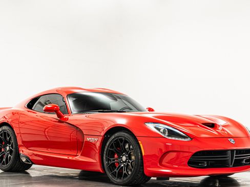 Used 2015 Dodge Viper w/ Quick Order Package 22J GT image 40
