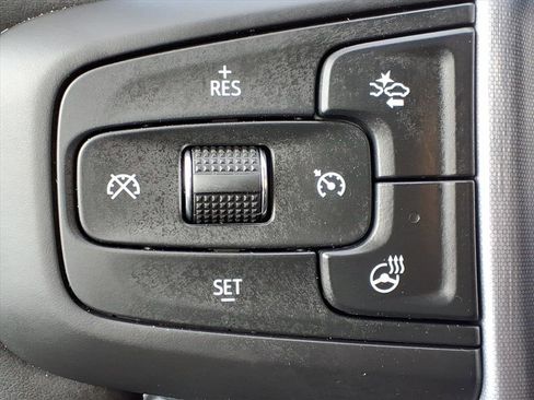 Used 2024 GMC Sierra 1500 Elevation image 28