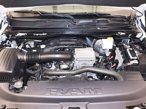Used 2021 RAM 1500 Big Horn AWD/4WD image 35
