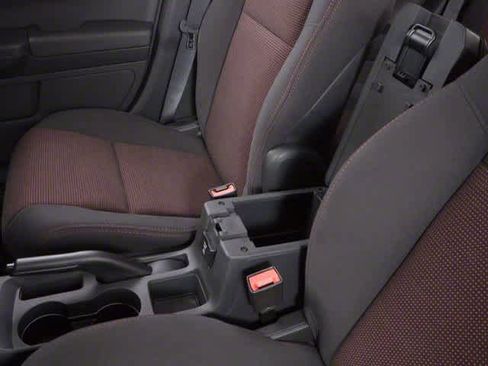 Used 2010 Dodge Caliber Mainstreet image 19