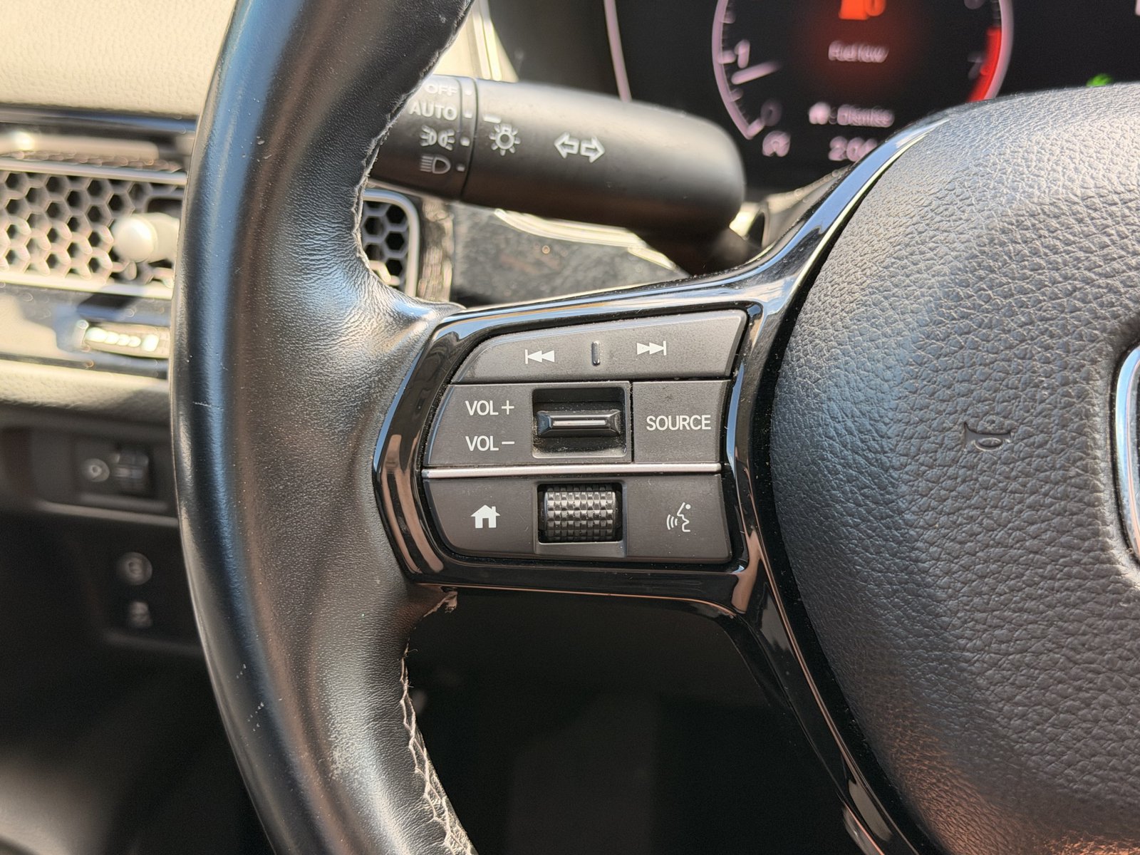 Used 2022 Honda Civic EX image 19