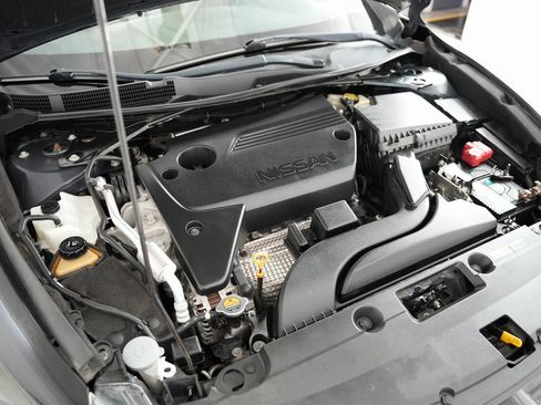 Used 2017 Nissan Altima 2.5 SV image 54