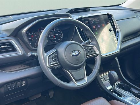 Used 2023 Subaru Ascent Touring image 13