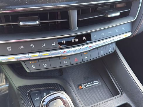 Used 2024 Cadillac CT5 Sport w/ Climate Package image 27