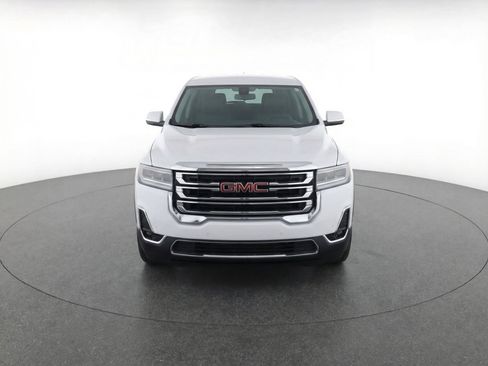 Used 2023 GMC Acadia SLT FWD image 2