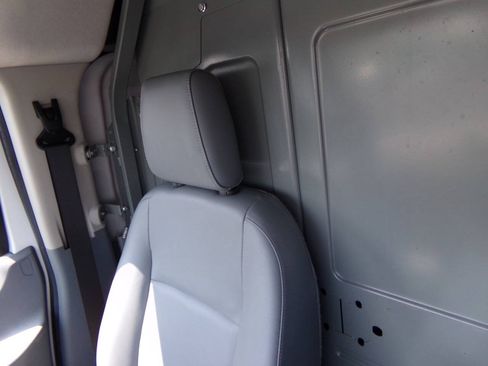 Used 2018 Ford Transit 150 130 Low Roof RWD image 34