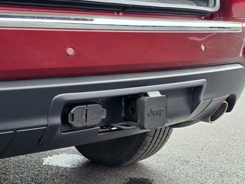 Used 2018 Jeep Grand Cherokee Limited w/ Trailer Tow Group IV image 36