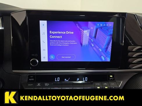 Used 2025 Toyota Camry SE FWD image 18