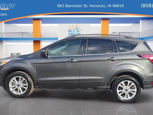 Used 2018 Ford Escape SE w/ Ford Safe & Smart Package image 13