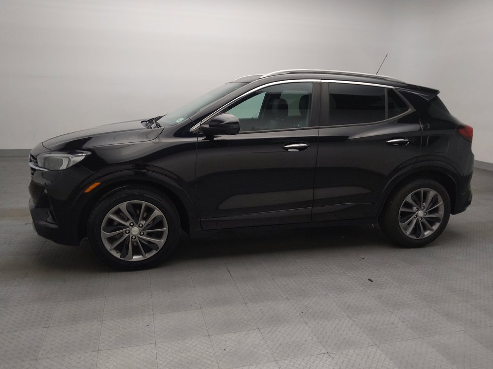 Used 2021 Buick Encore GX Select w/ Advanced Technology Package FWD image 2