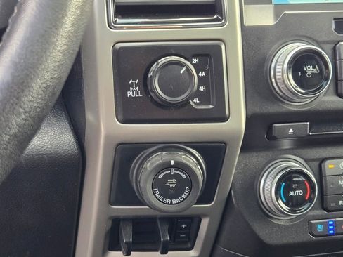 Used 2018 Ford F150 Lariat w/ Equipment Group 501A Mid image 25