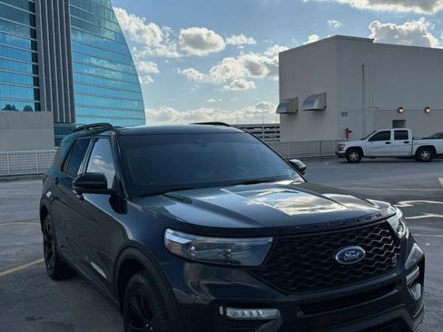 Used 2021 Ford Explorer ST w/ Equipment Group 401A image 9