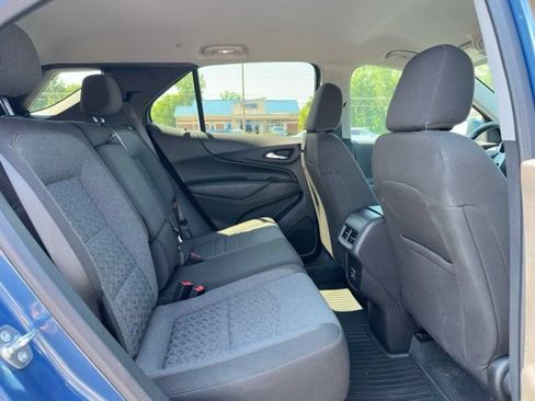 Used 2024 Chevrolet Equinox LT FWD image 11