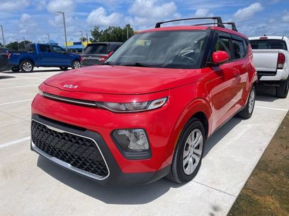 Used 2022 Kia Soul LX