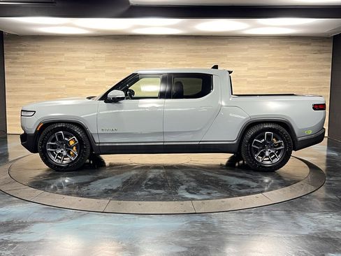 Used 2023 Rivian R1T Adventure image 15