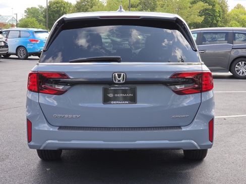 Certified 2025 Honda Odyssey Sport-L image 25