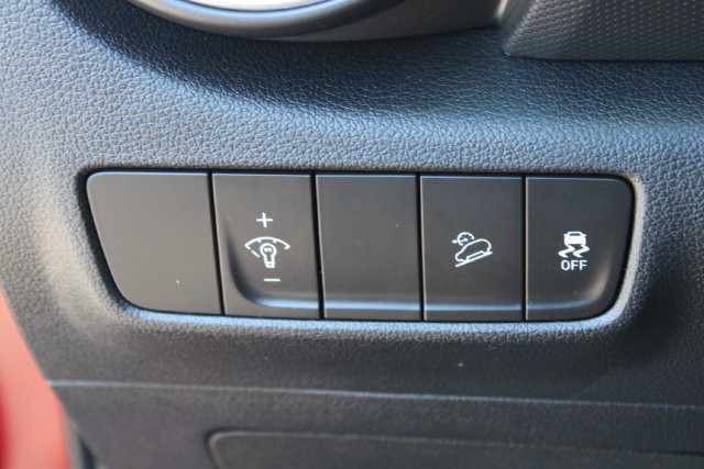 Used 2023 Hyundai Kona SEL AWD/4WD image 20