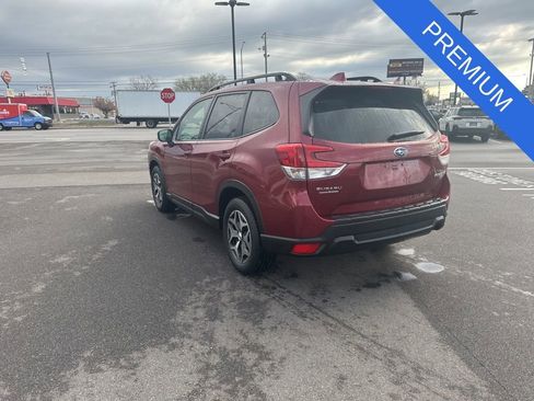 Used 2023 Subaru Forester Premium AWD/4WD image 4