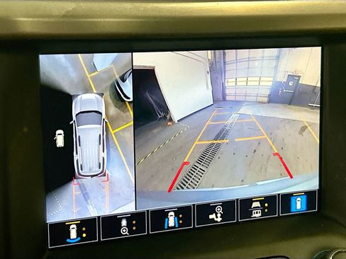 Used 2023 GMC Acadia Denali w/ Denali Technology Package image 14