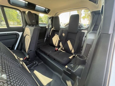 Used 2020 Land Rover Defender 110 AWD/4WD image 29