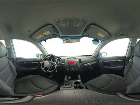 Used 2012 Kia Sorento LX image 27